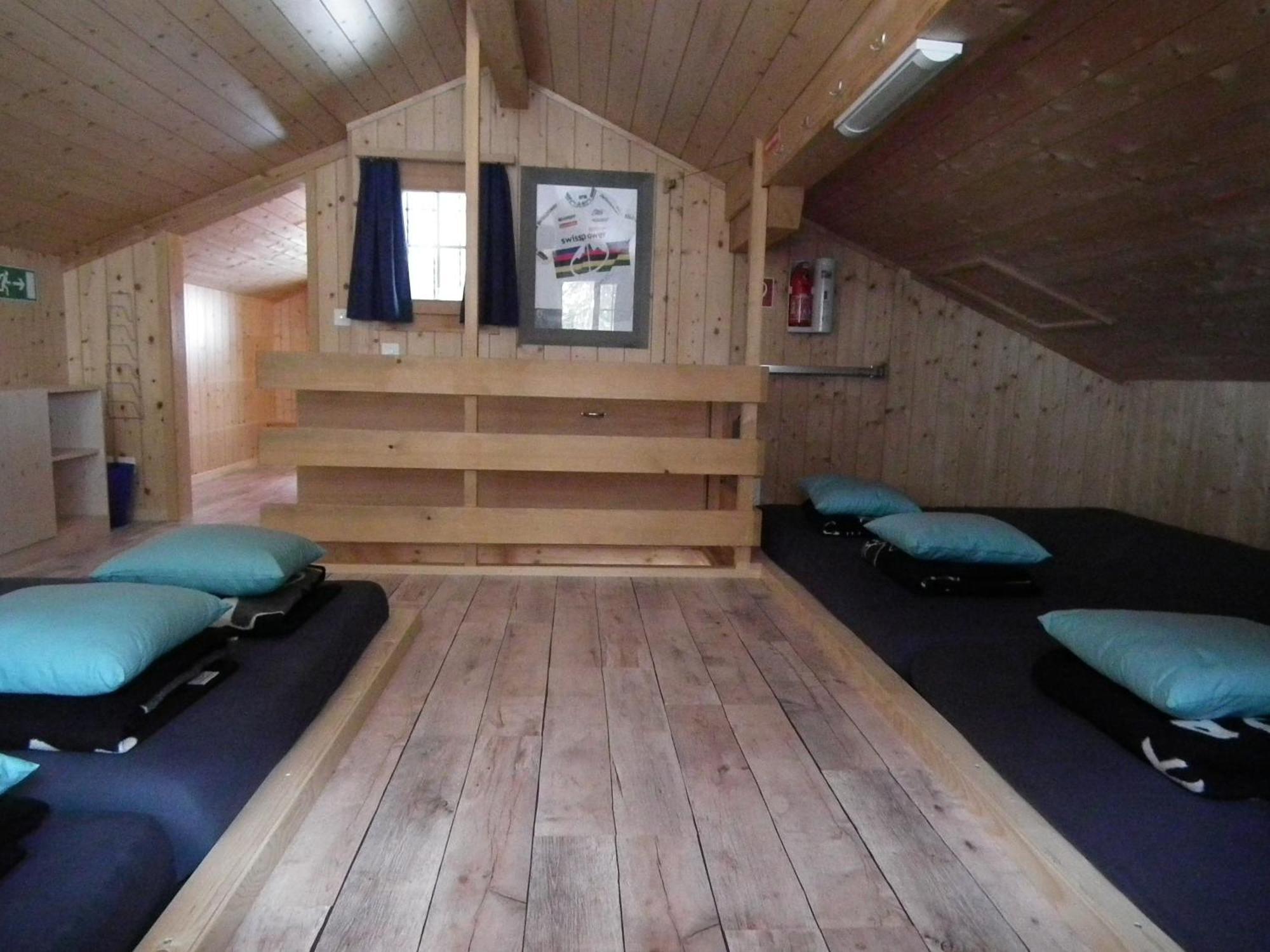 Alpenlodge Willigen Екстериор снимка